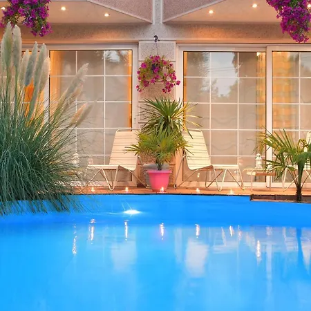 Aloha With Pool * Скопье